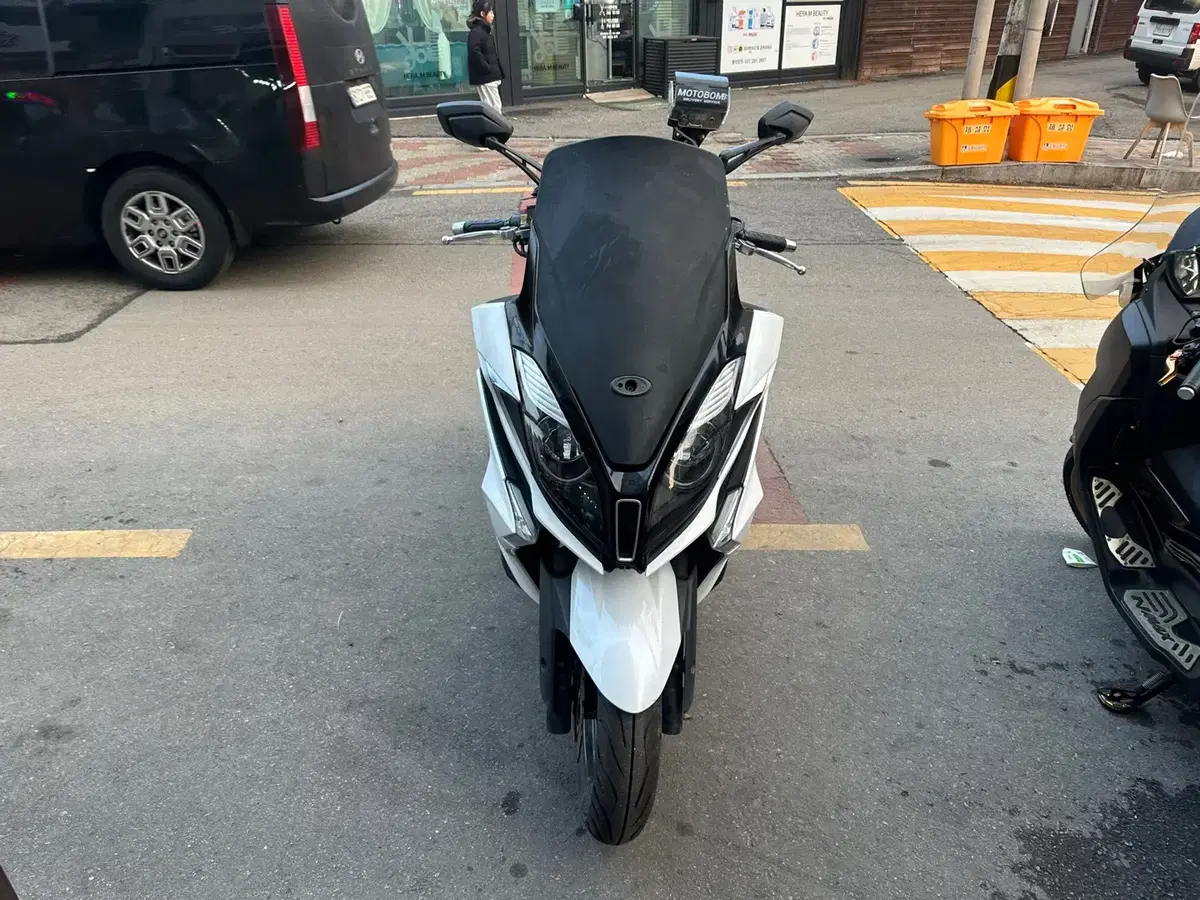 다운타운 st 125i 17년식 팝니다.